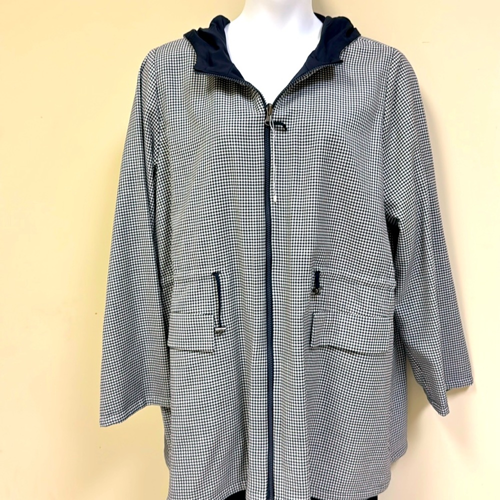 Marina Rinaldi reversible long jacket. Navy/white